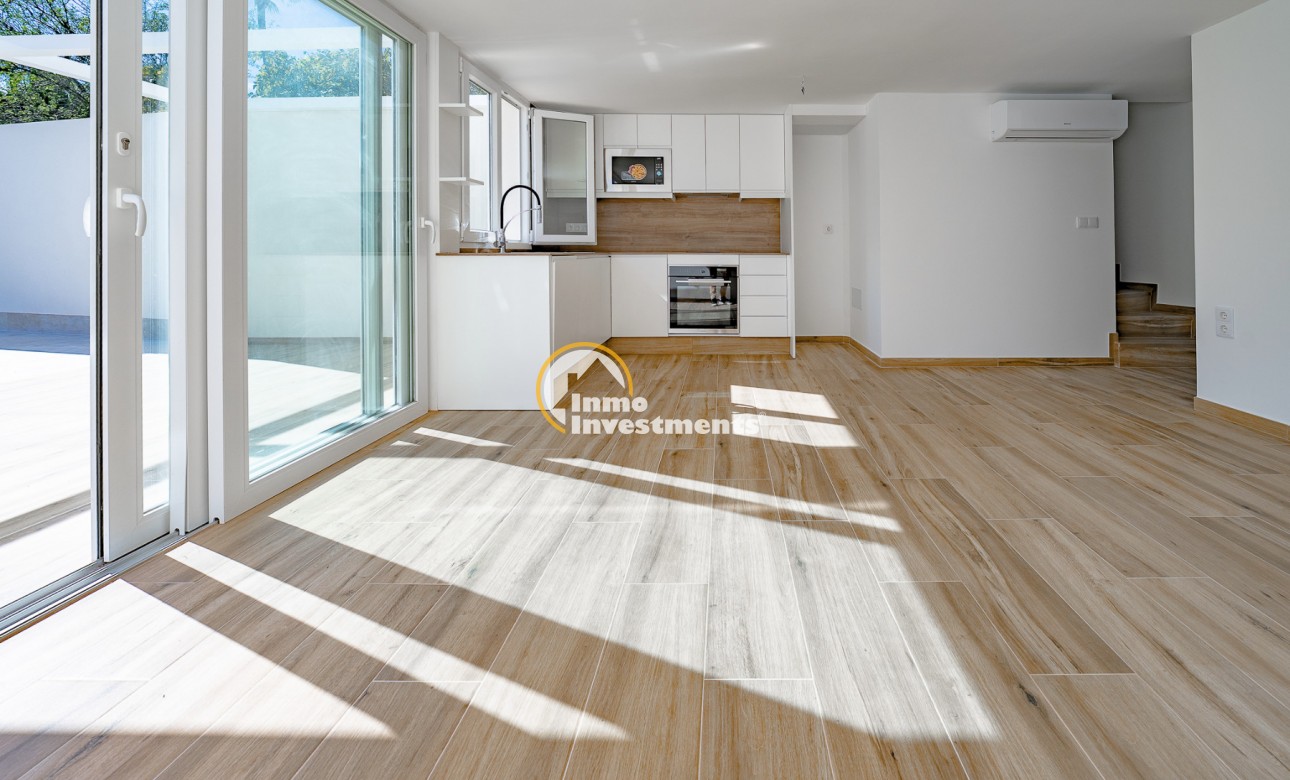 Bestaande bouw - Half vrijstaande villa - Los Balcones