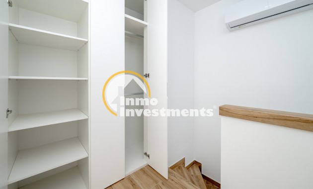 Bestaande bouw - Half vrijstaande villa - Los Balcones