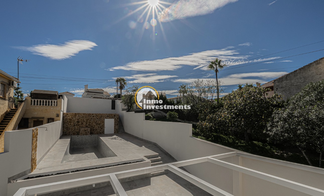 Bestaande bouw - Half vrijstaande villa - Los Balcones