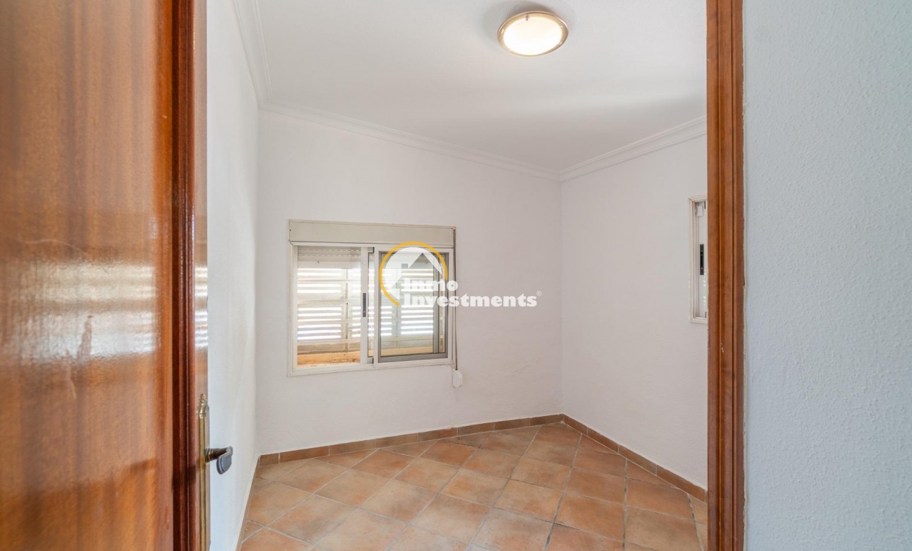 Reventa - Chalet independiente - Torrevieja - Los Altos