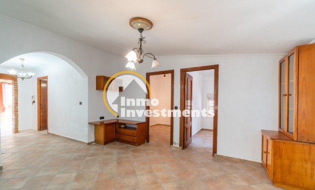 Reventa - Chalet independiente - Torrevieja - Los Altos