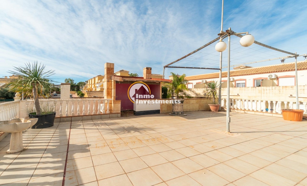 Reventa - Chalet independiente - Torrevieja - Los Altos