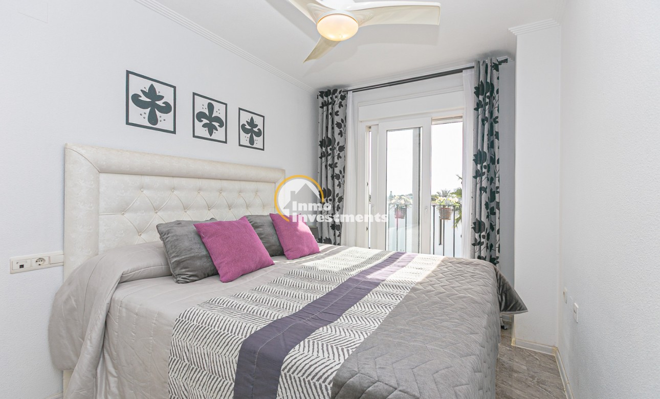 Resale - Apartment - La Zenia - Beachside