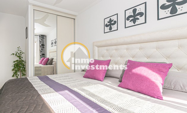 Resale - Apartment - La Zenia - Beachside
