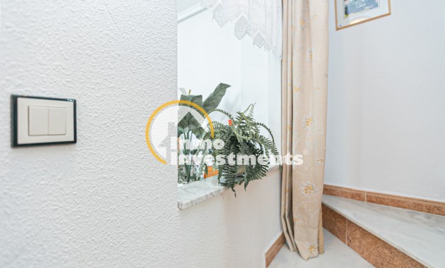 Resale - Quad House - Los Altos