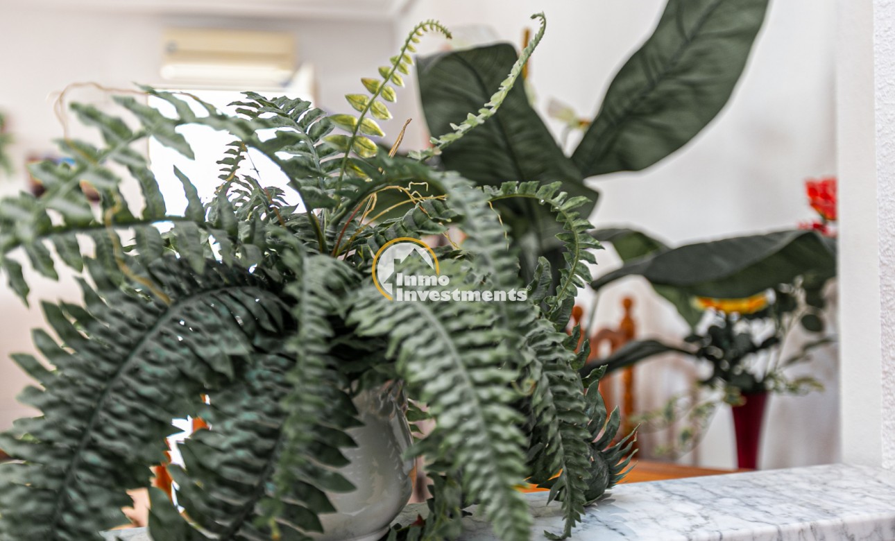 Resale - Quad House - Los Altos