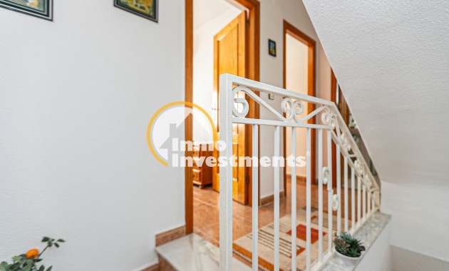 Resale - Quad House - Los Altos
