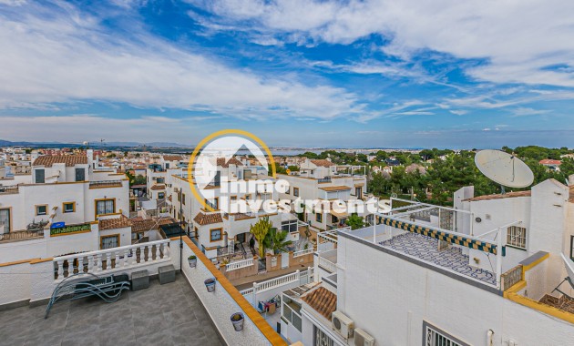 Resale - Quad House - Los Altos