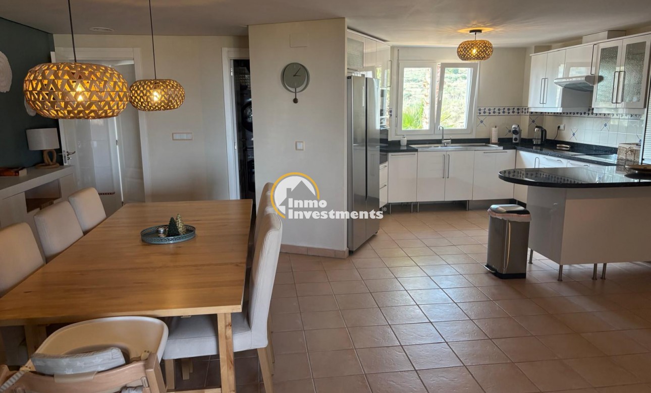 Resale - Apartment - Altaona Golf