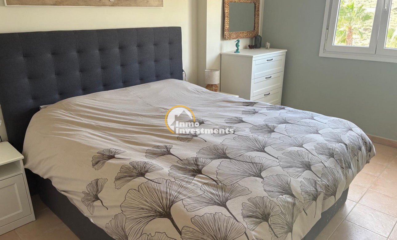 Resale - Apartment - Altaona Golf