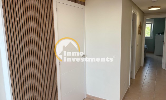 Resale - Apartment - Altaona Golf