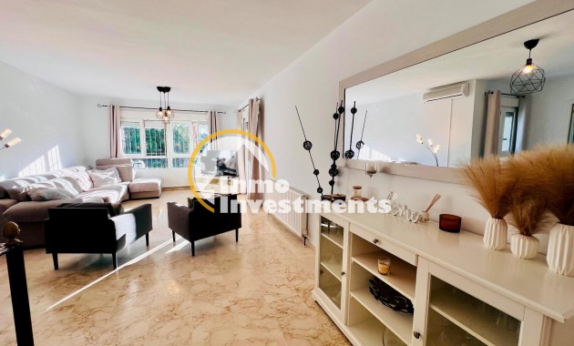 Gebrauchtimmobilien - Villa - Campoamor - Lomas de Don Juan