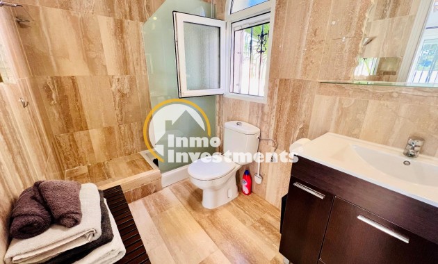 Gebrauchtimmobilien - Villa - Campoamor - Lomas de Don Juan