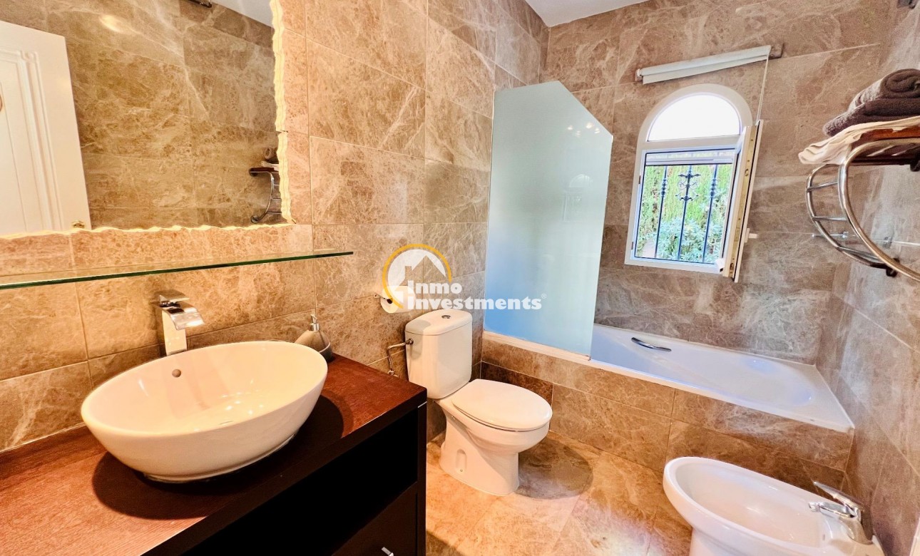 Gebrauchtimmobilien - Villa - Campoamor - Lomas de Don Juan