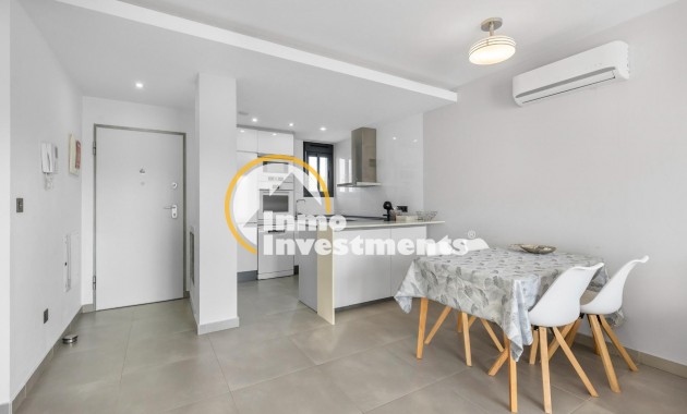 Reventa - Ático - Los Balcones