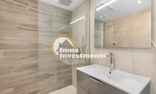 Reventa - Ático - Los Balcones