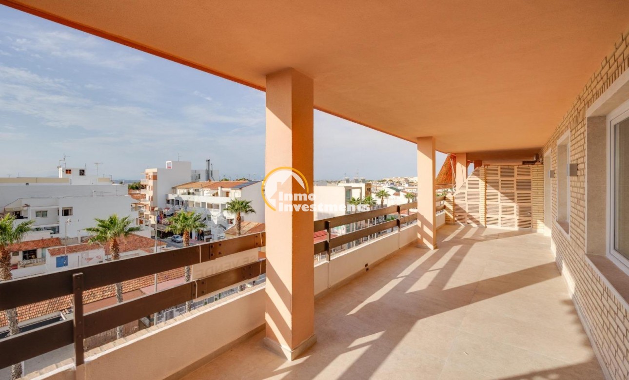 Resale - Apartment - Torrevieja - Beach