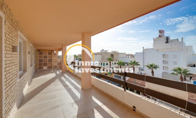 Resale - Apartment - Torrevieja - Beach