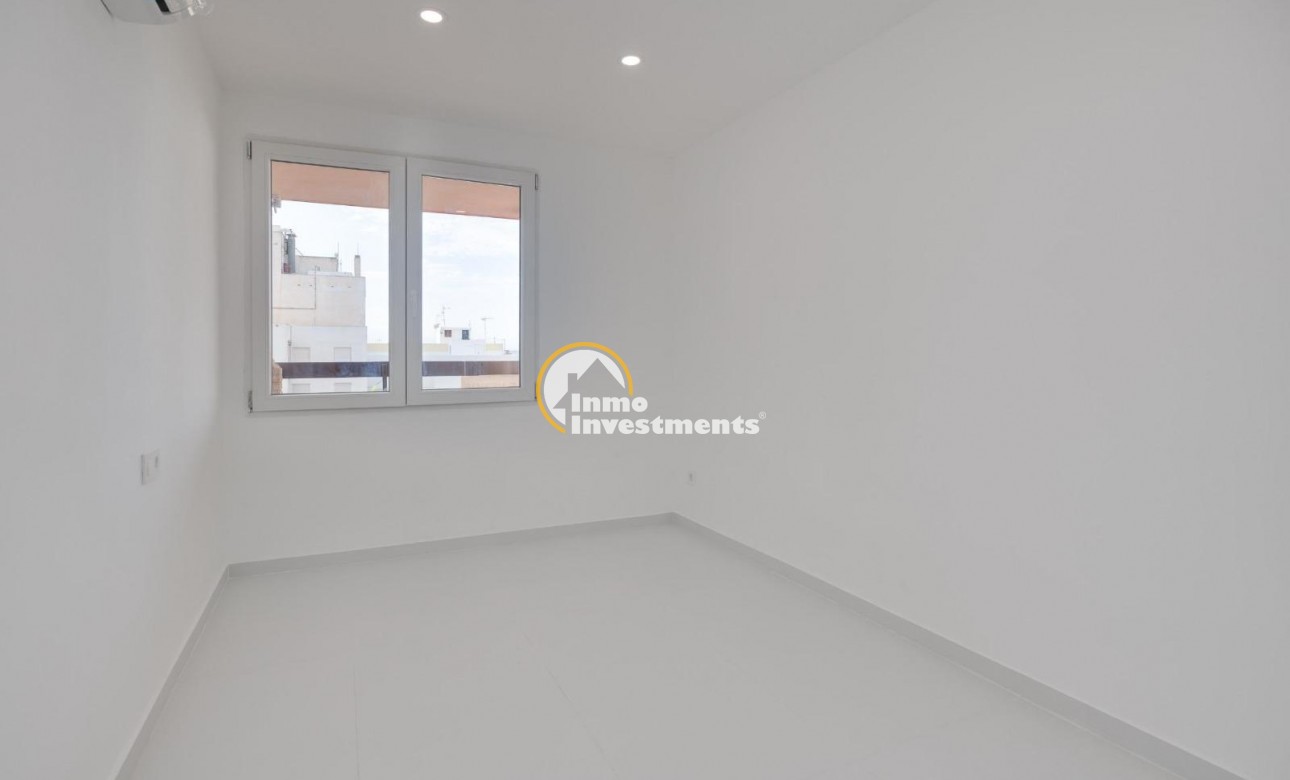 Resale - Apartment - Torrevieja - Beach
