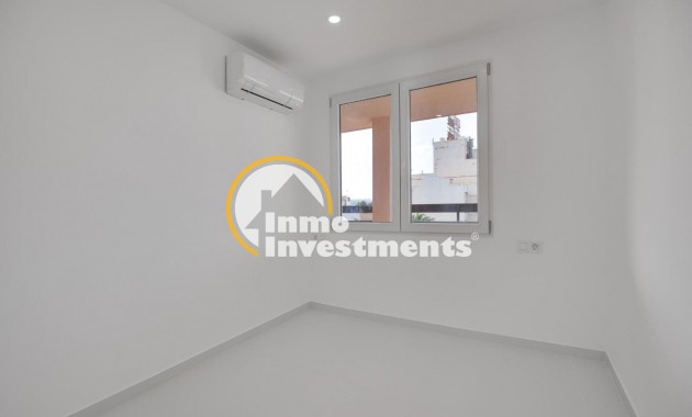 Resale - Apartment - Torrevieja - Beach