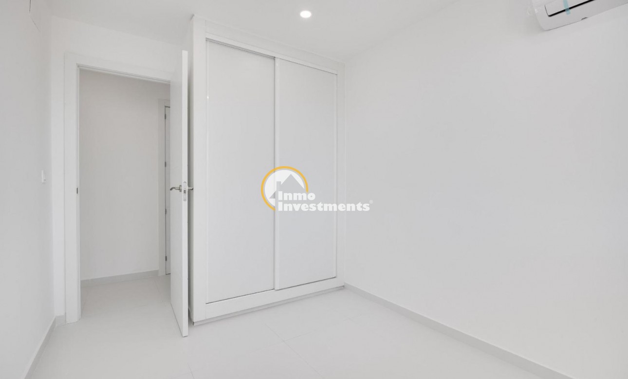 Resale - Apartment - Torrevieja - Beach