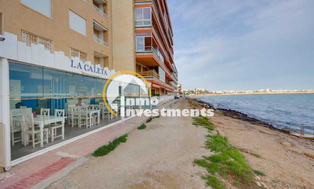 Resale - Apartment - Torrevieja - Beach