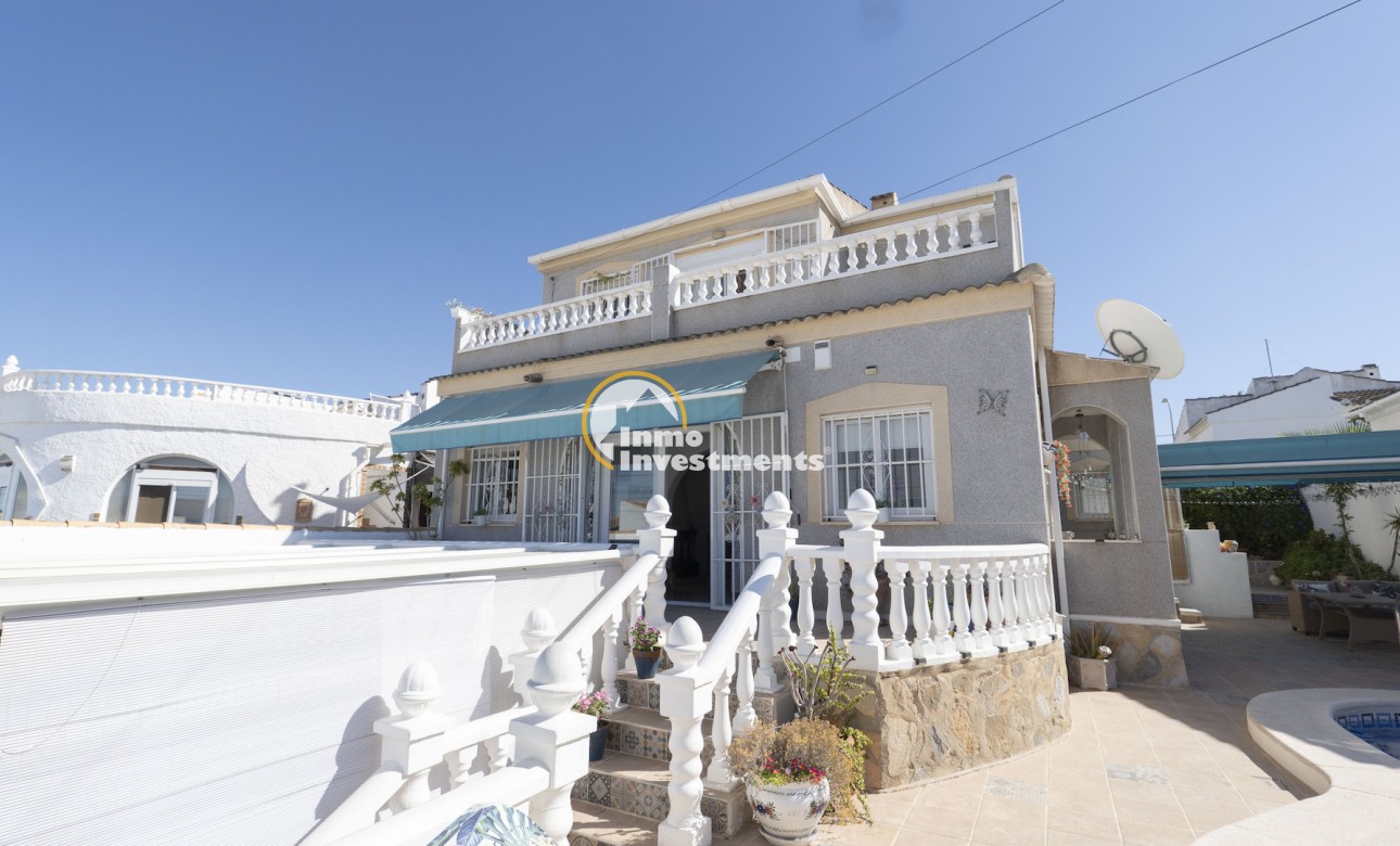Resale - Villa - Torrevieja - San Luis