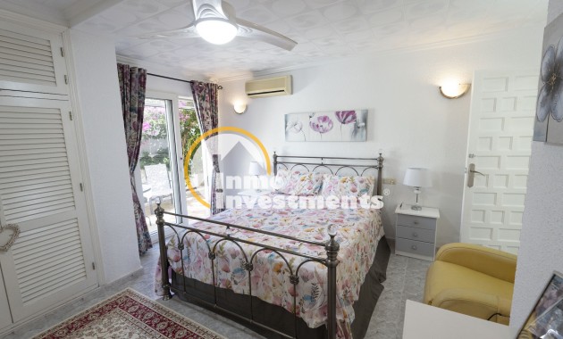 Resale - Villa - Torrevieja - San Luis