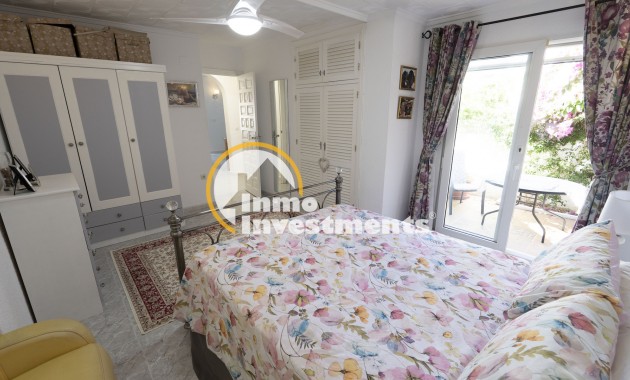 Resale - Villa - Torrevieja - San Luis