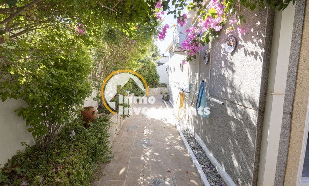 Resale - Villa - Torrevieja - San Luis