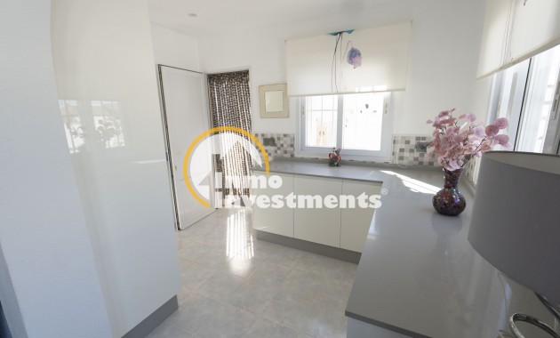 Resale - Villa - Torrevieja - San Luis