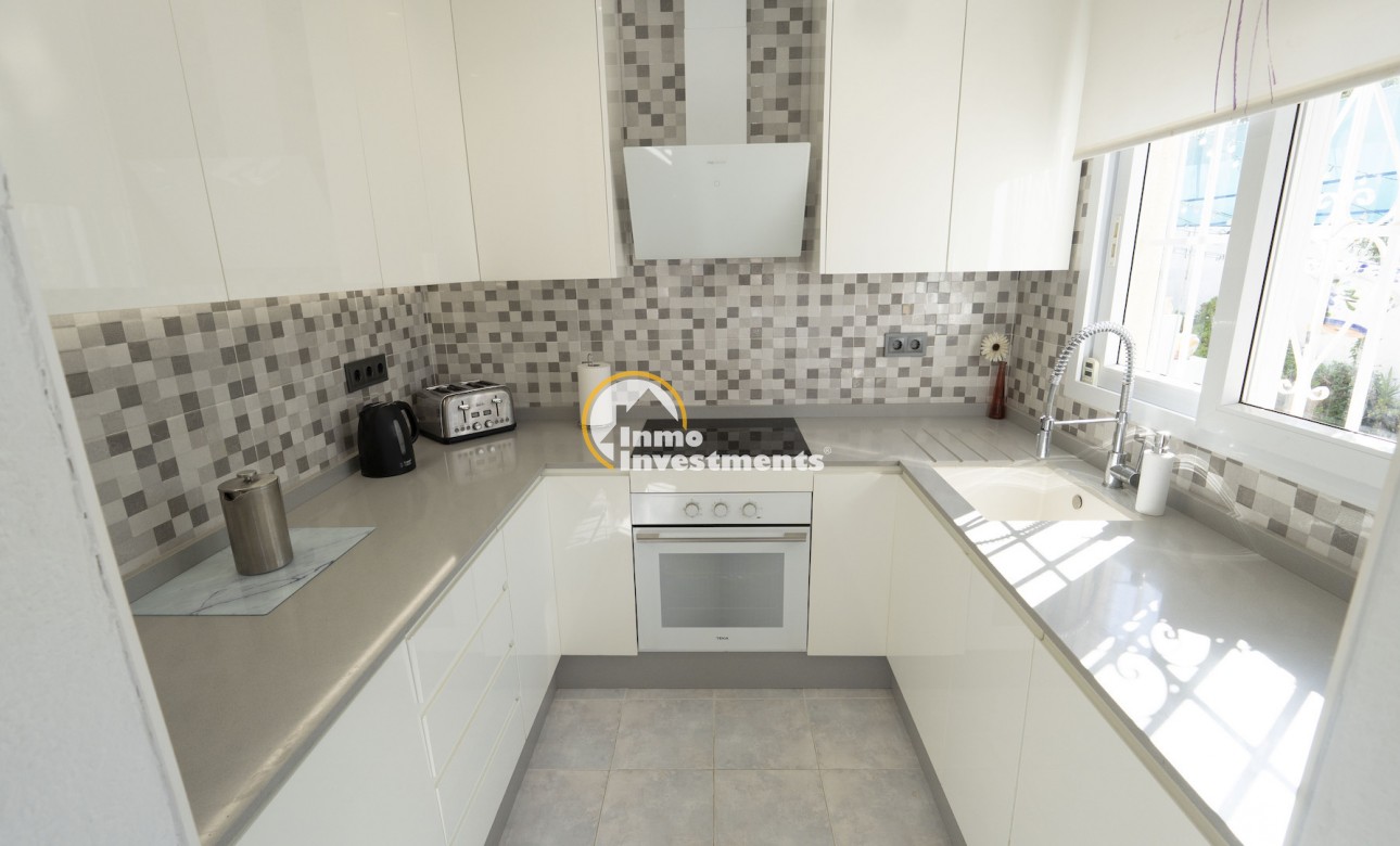 Resale - Villa - Torrevieja - San Luis