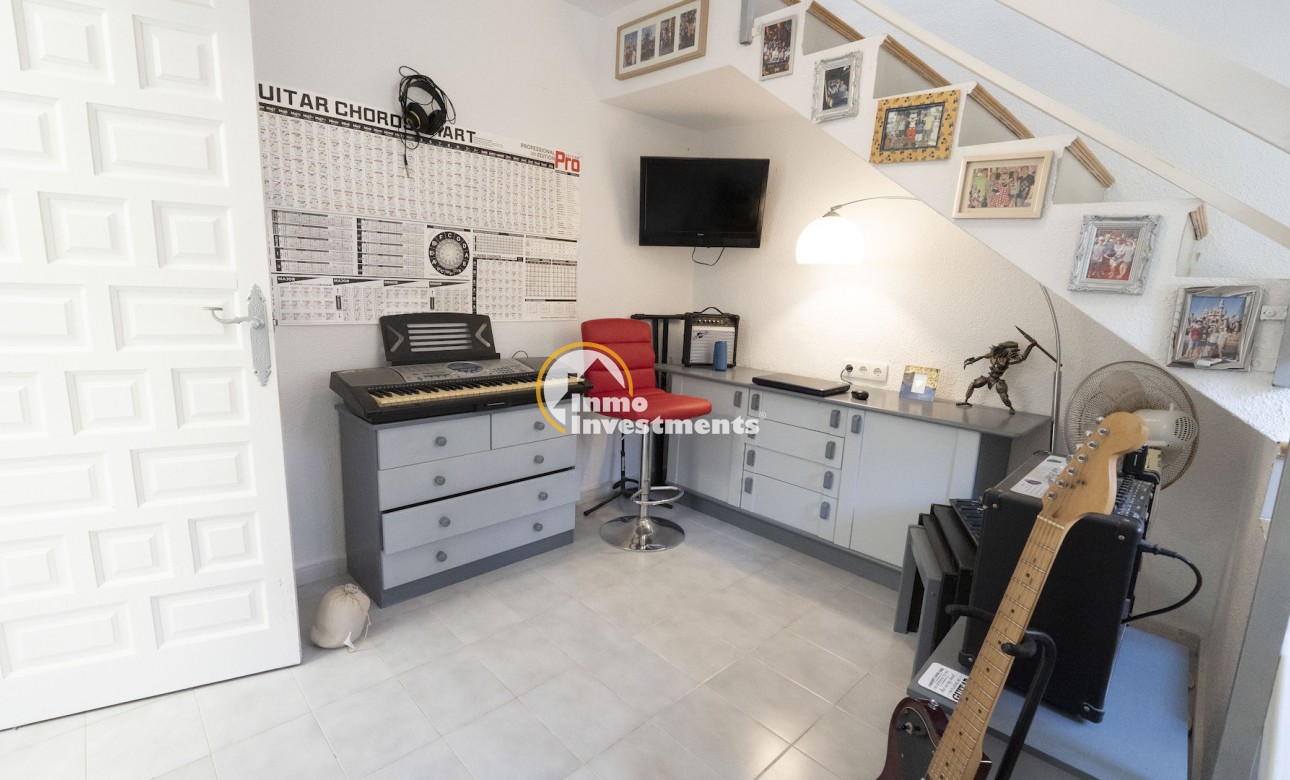 Resale - Villa - Torrevieja - San Luis