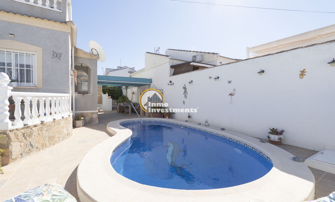 Resale - Villa - Torrevieja - San Luis