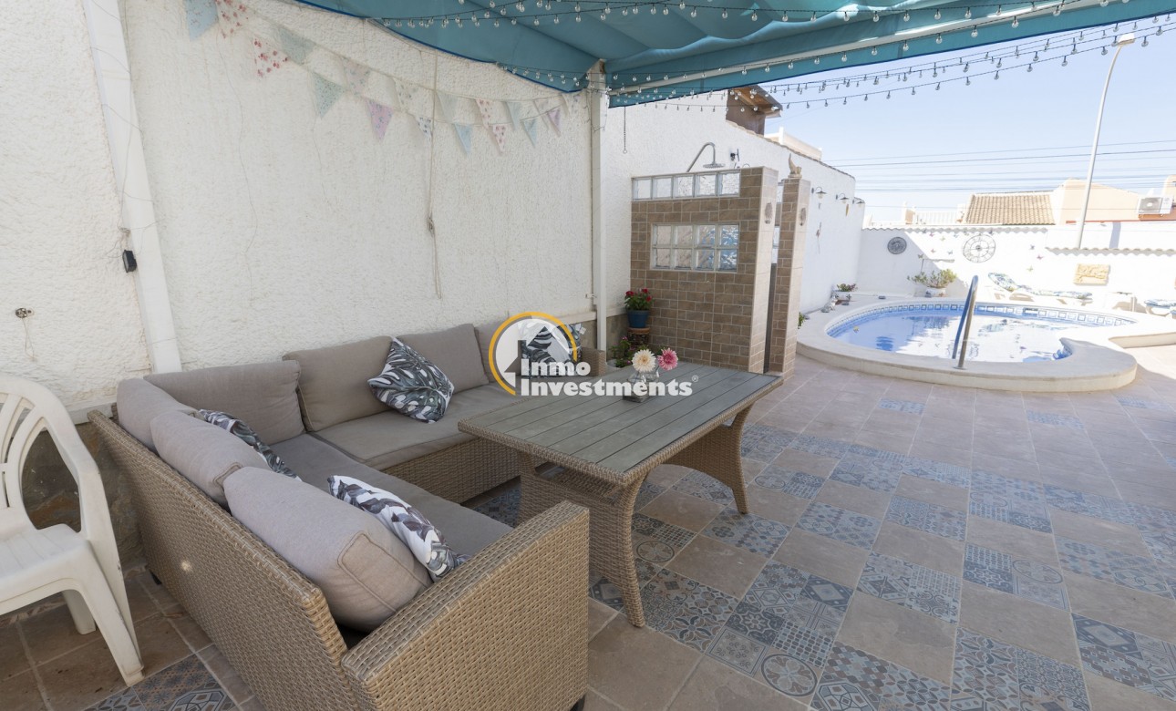 Resale - Villa - Torrevieja - San Luis