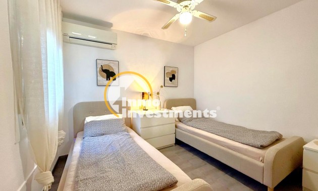 Resale - Town house - Villamartin - Verdemar