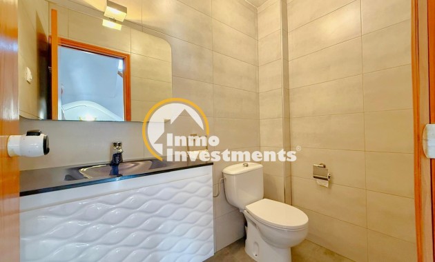 Resale - Town house - Villamartin - Verdemar