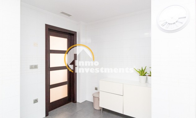 Resale - Penthouse - Torrevieja - Beach