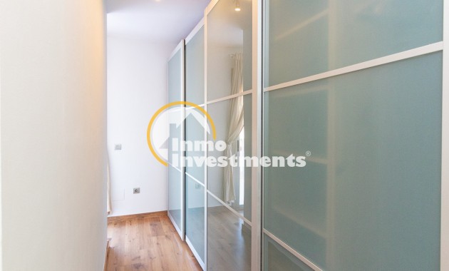 Resale - Penthouse - Torrevieja - Beach