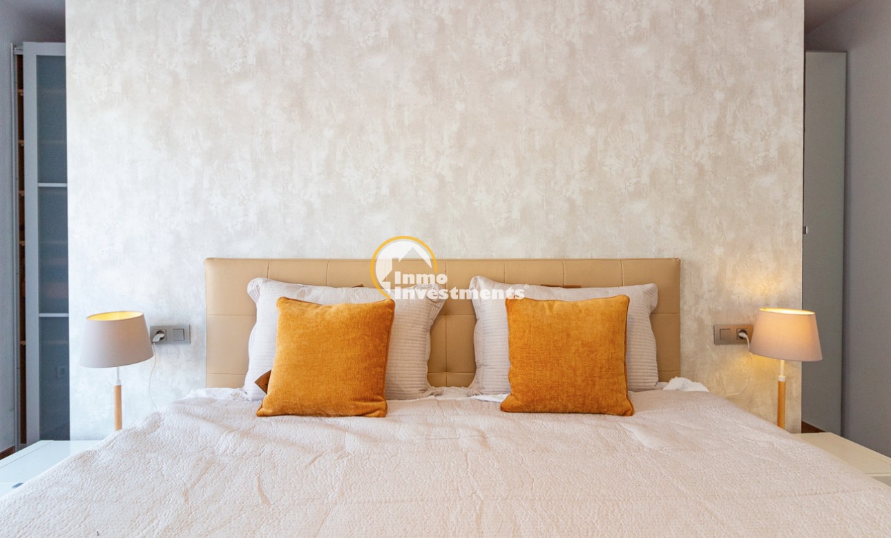 Resale - Penthouse - Torrevieja - Beach