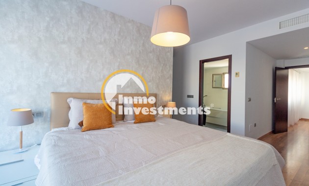Resale - Penthouse - Torrevieja - Beach