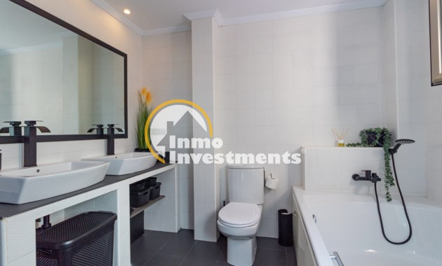 Resale - Penthouse - Torrevieja - Beach