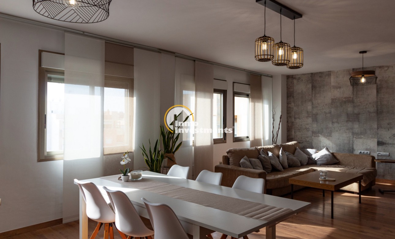 Resale - Penthouse - Torrevieja - Beach