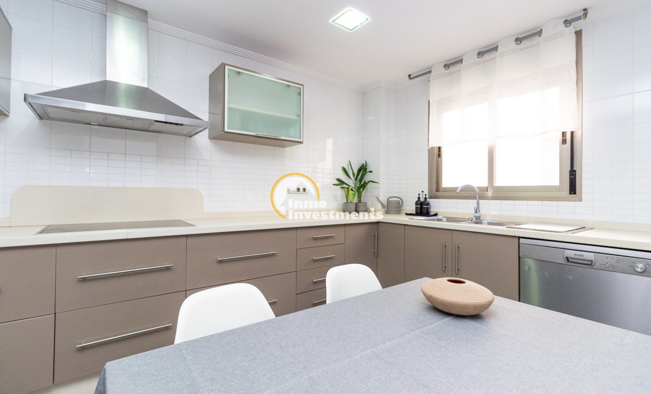 Resale - Penthouse - Torrevieja - Beach