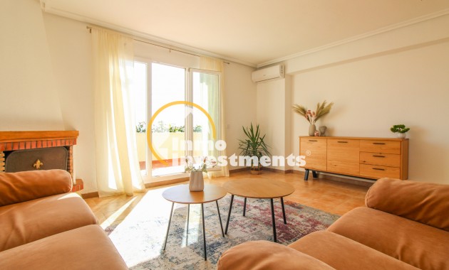 Resale - Penthouse - Punta Prima - Beachside