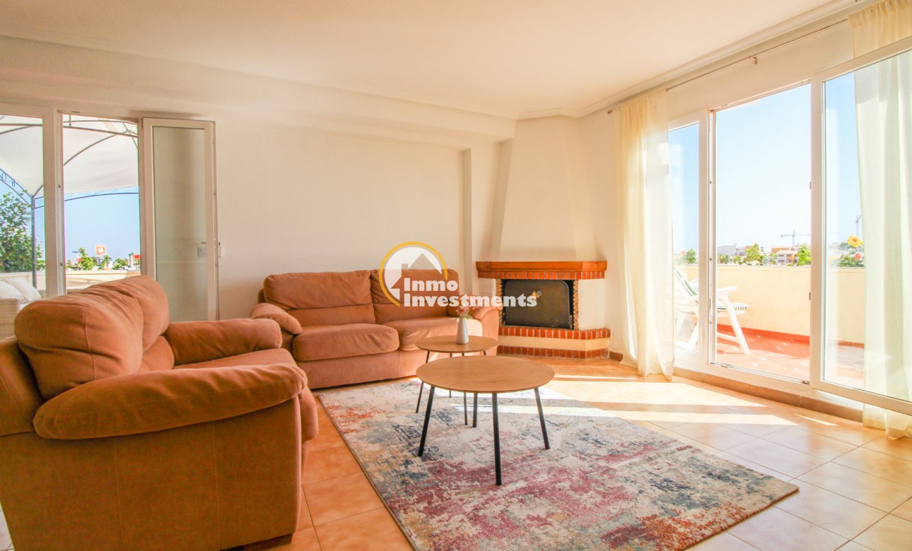 Resale - Penthouse - Punta Prima - Beachside