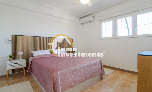 Resale - Penthouse - Punta Prima - Beachside