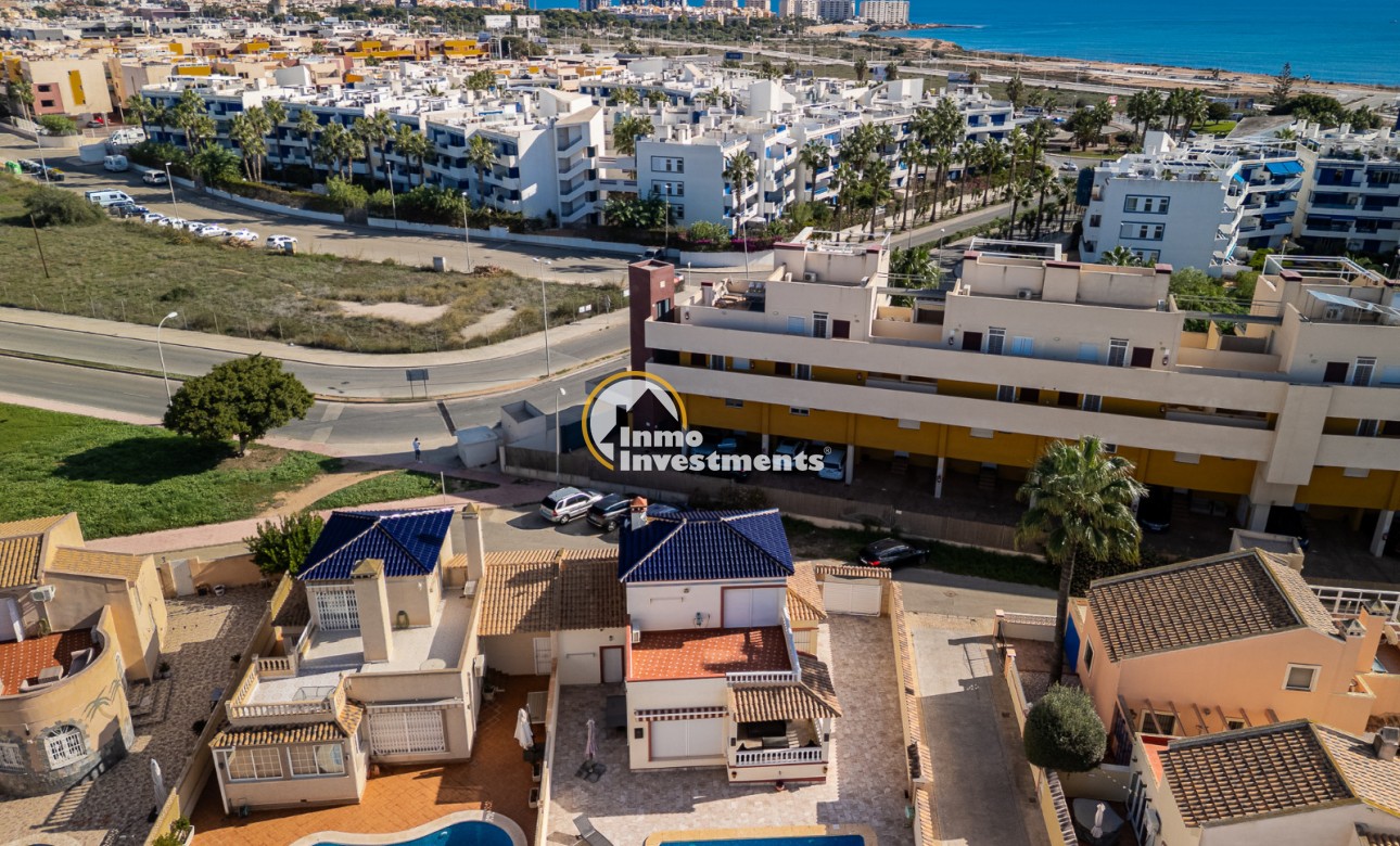 Bestaande bouw - Villa - Playa Flamenca - Montilla