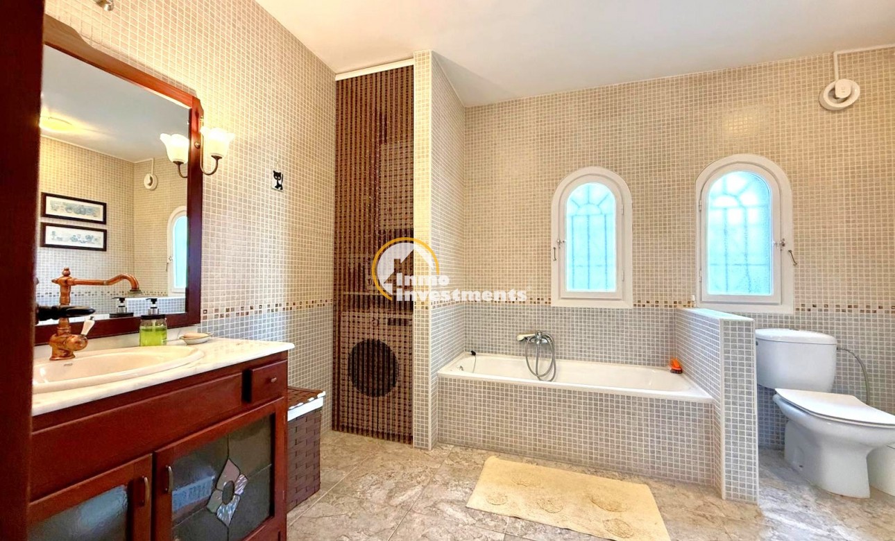 Till salu - Villa - Villamartin