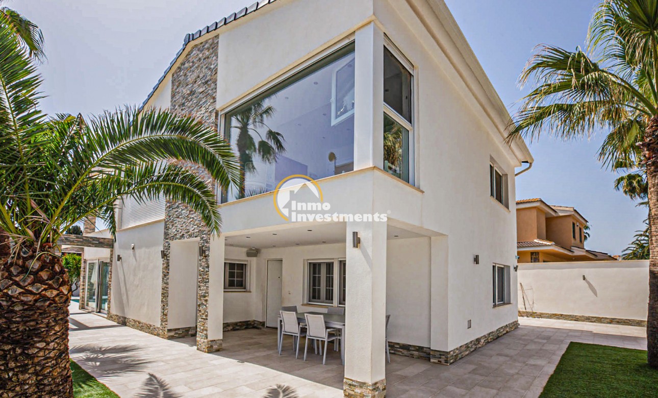 Gebrauchtimmobilien - Villa - La Zenia